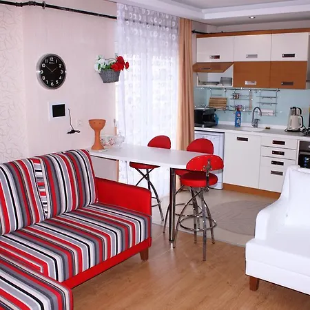 Bypegasus Smart Flats Aparthotel 3*